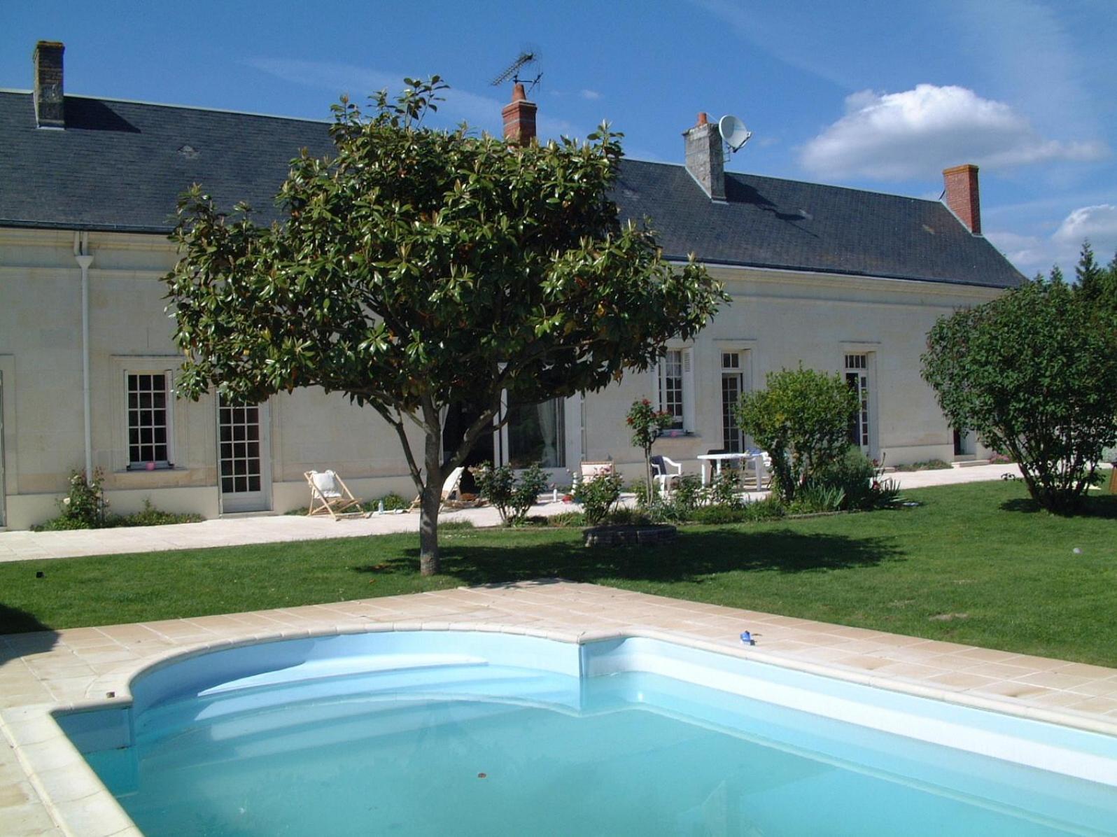 Le Clos De La Chapelle - Gite Les Glycines ภายนอก รูปภาพ