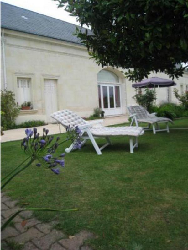 Le Clos De La Chapelle - Gite Les Glycines ภายนอก รูปภาพ