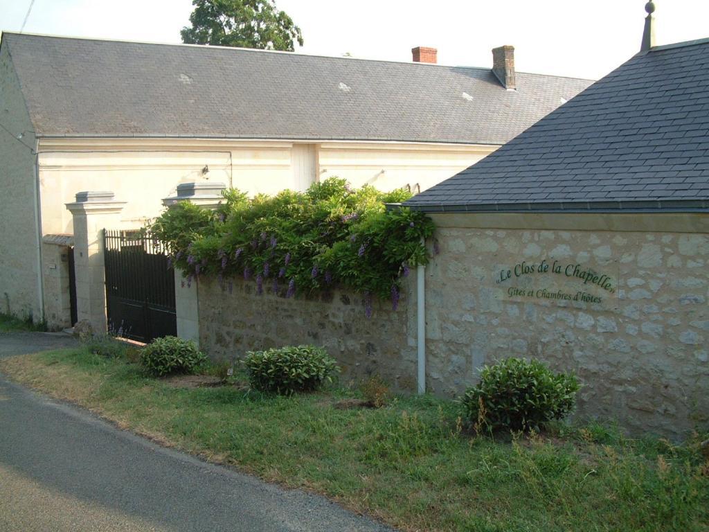 Le Clos De La Chapelle - Gite Les Glycines ภายนอก รูปภาพ