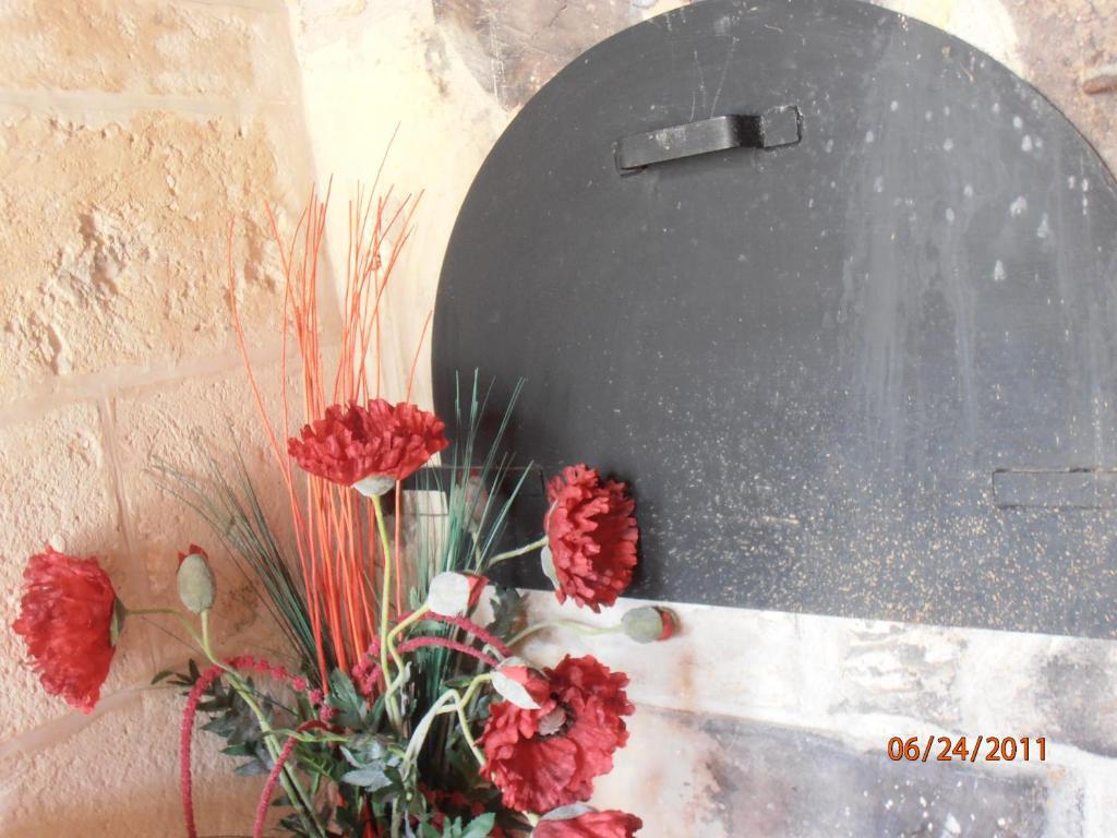 Le Clos De La Chapelle - Gite Les Glycines ภายนอก รูปภาพ